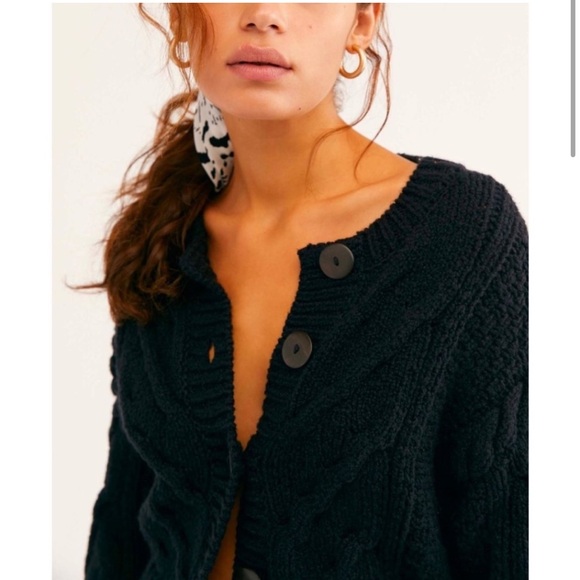 Free People Sweaters - FREE PEOPLE BONFIRE CARDI SIZE LARGE NWT
